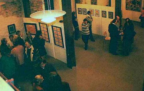 Besucher bei der 1. Kunstausstellung in der Zehntscheuer Böblingen-Dagersheim 